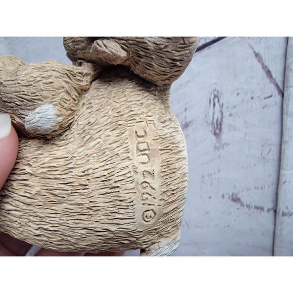 STONE CRITTERS Storyteller Bunny Rabbit with Babies Figurine Easter Spring Décor - Picture 8 of 10